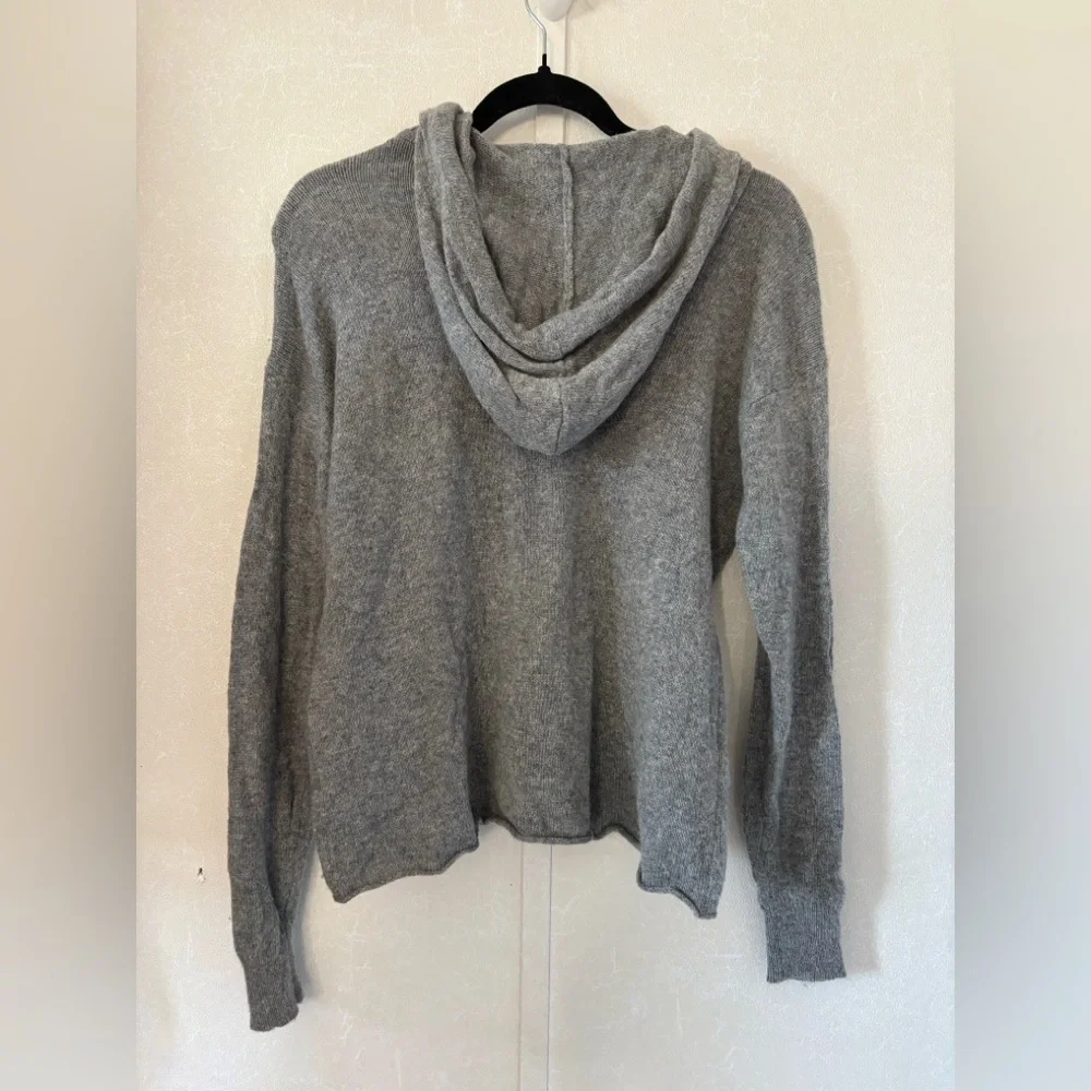 Brandy Melville | Gray Cowl Neck Sweater | Size